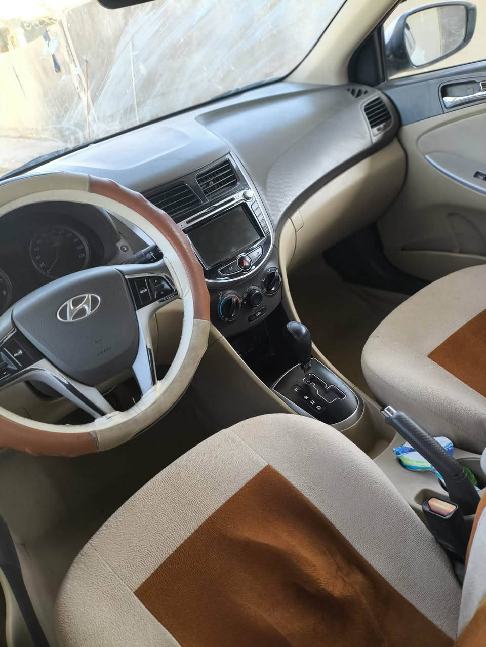 السلام عليكم ورحمة الله وبركاته
اكسنت خليجي موديل ٢٠١٥ 
للاستفسار الاتصال بالرقم ***********
