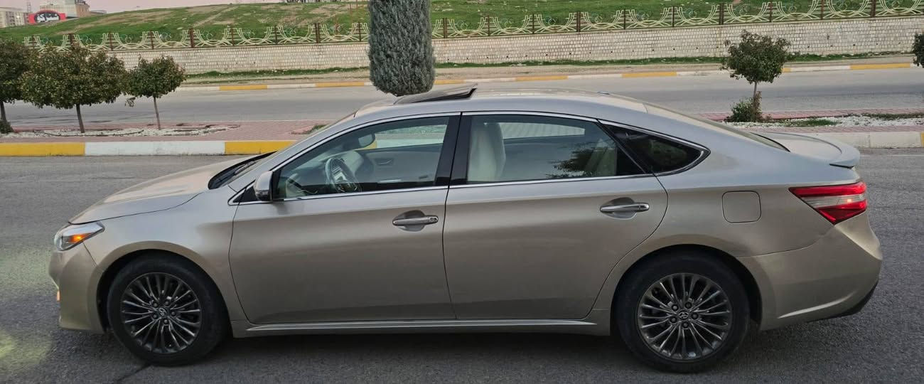 ئەڤەلۆن  ۲۰۱۵ ره نگی ئاڵتونی مواسفات فول فوله واتا لمتیت امریکی ناو زرد سلایت ئاوینه راداردواتا فول فوله  ۳ پارچه ی بویاخه بی دعام بی لیداراوی بشرتی گیرو میکنه نکراوتوا بشرت هه مو بیعبیک مالی دوسته شوین سلیمانی سعر ۱۵۳ ورقه و معمله *********** السليمانية, العراق
