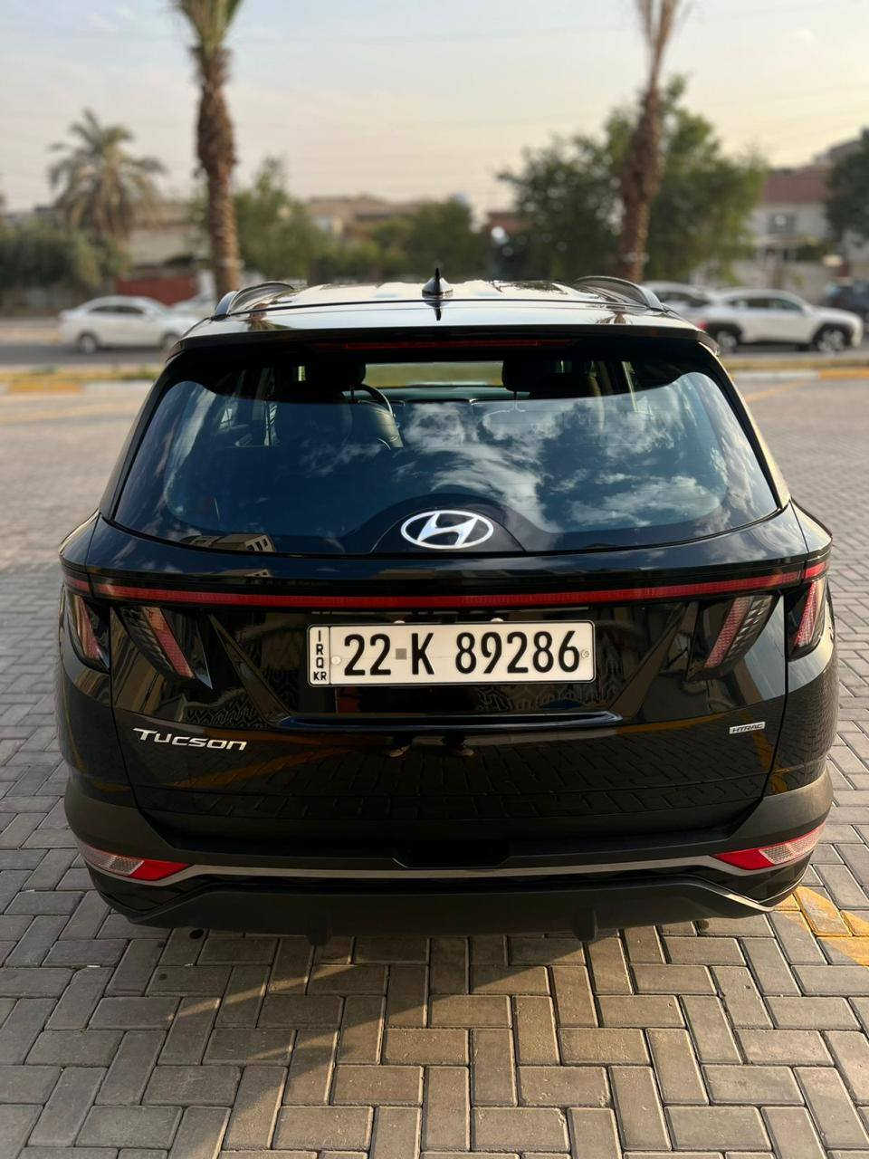 2022  HYUNDAI TUCSON..
هونداي / توسان /
فووول الفوووول 1 

                          
الموديل:-2022
فورويل4 ×4

.. المواصفات.. 👇
 شاشه دجيتل كبيره 
كيجات متغير الالوان 
تبريد  لمس
تحكمات ستيرن 
مثبت سرعه 
بصمه تشغيل + تشغيل عن بعد
حساس تجاوز  
رادارات اماميه وخلفيه +جانبيه
كامرات
4 انضمة قياده
هاند بريك بصمه
اوتو بارك 
تحديد مسار 
كراسي تدفئة وتبريد

بك لايت لد 
بانوراما
كراسي خزن ميموري 
صندوق كهرباء
وبعد اكو هواية مواصفات

السعر 190 ورقة وبيها مجال 

هاتف ☎️ ***********
