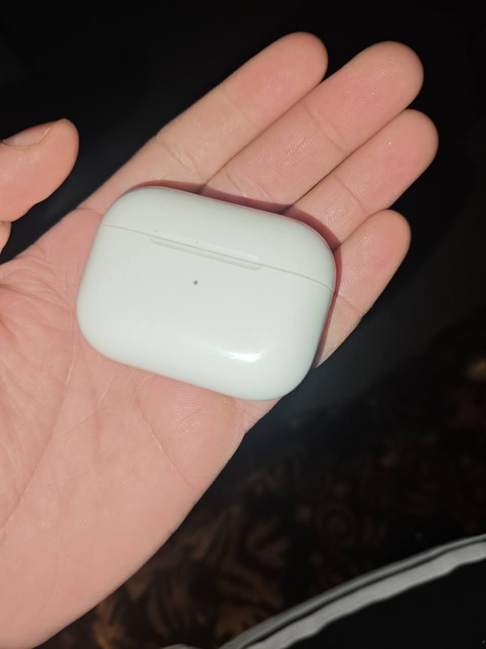 للبيع قطع غيار أصلية لسماعة أبل ايربودز برو الجيل الأول (موديل 2019):
✅ الفردة اليمين (Right Side): نظيفة جداً، صوتها نقي، والبطارية ممتازة وتكفي لساعات.
✅ علبة الشحن (Charging Case): أصلية، تدعم الشحن السلكي واللاسلكي، وبحالة فنية ممتازة.
المواصفات:
الموديل: AirPods Pro 1st Gen (2019).
الحالة: مستعملة بنظافة عالية، شغالة تماماً وبدون أي مشاكل تقنية.
سبب البيع: فقدان الفردة اليسار (اليسرى).
السعر: [ 120,000 دينار] (قابل للتفاوض البسيط للجادين).
العنوان:اربيل
للتواصل: [*********** أو المراسلة خاص]
