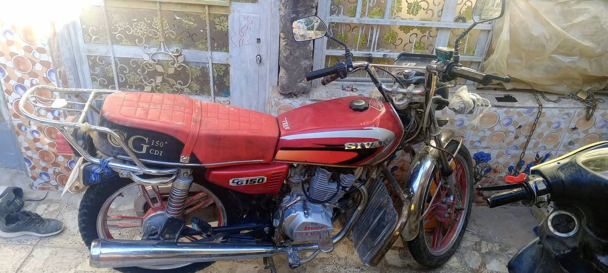 دراجة سيفان 2023 نضيفة 5 گير مامفتوح بيها برغي اوراق كاملة السعر 550 الف المكان بغداد مدينة الصدر حي طارق الرقم ***********
