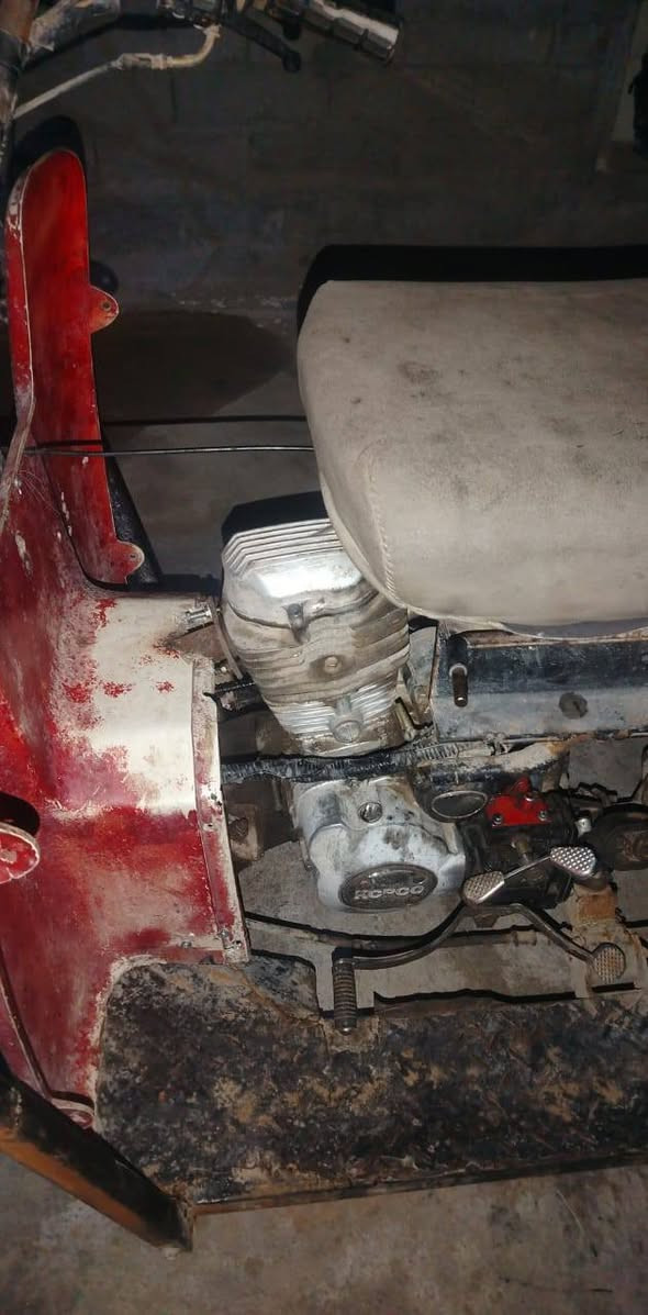 تكتك معوقين محرك ستوته ادوات المكان المدينه الهوير ب٣٥٠ وبيها مجال قليل رقم راعيها *********** عنده واتساب علام البصراوي
