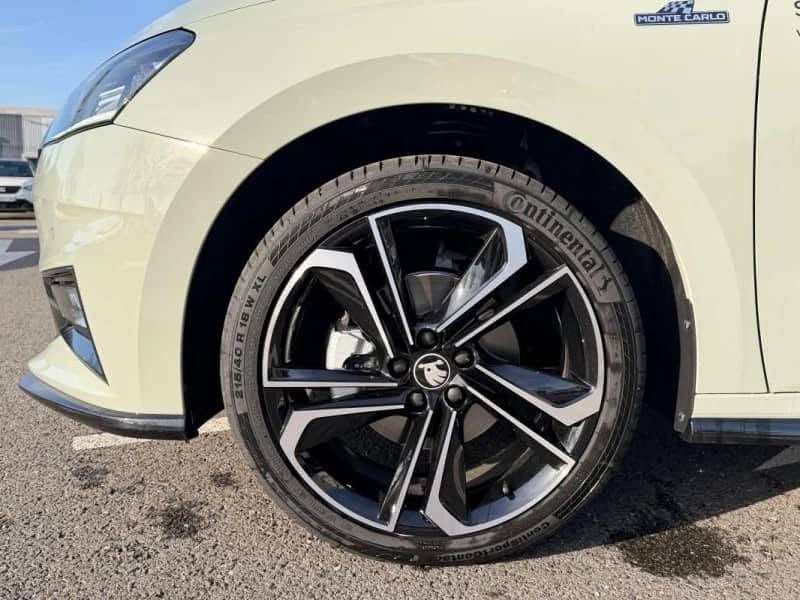 Prix : 15.000€ hors taxe pour Export 

Disponible uniquement sur réservation
 Skoda Fabia 2024  couleur rare  origine Suisse🇨🇭 destiné à l'export Algérie🇩🇿  et Tunisie 🇹🇳 

🚘 SKODA FABIA 2024 vert Timiano 
Motorisation  1.5 TSI  DSG
Edition Monte-Carlo 
Kilométrage 31.935 km
Mise en circulation : 02.03.2024
Carburant Essence
Boîte de vitesse automatique 
Puissance 150CV
Portes/places 5/5

IMPORTANT À SAVOIR :
. Véhicule non accidenté et sa peinture est d'origine, 00 retouche.

. Frais à prévoir 850€  transport vers les port suivant assurez par notre équipe :   Mostaganem, Béjaïa, Skikda, Djen Djen (billet de bateaux et descente au port inclu) 

. Contacter sur whatsapp (+33 759831820) pour la réserver si elle vous intéresse.

-Légère remise possible le prix
- Dossier export gratuit
- Livraison gratuite en France (Paris, Marseille, Lyon, Toulouse, Lille, Nice etc...)

@super fans


**إذا كنت صاحب هذا الإعلان وتريد حذفه لأي سبب، رجاءا أرسل رسالة إلى الدعم الفني**