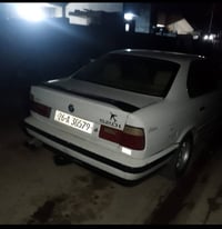 بي ام ٥٢٠ • موديل ٩٠ • قير عادي