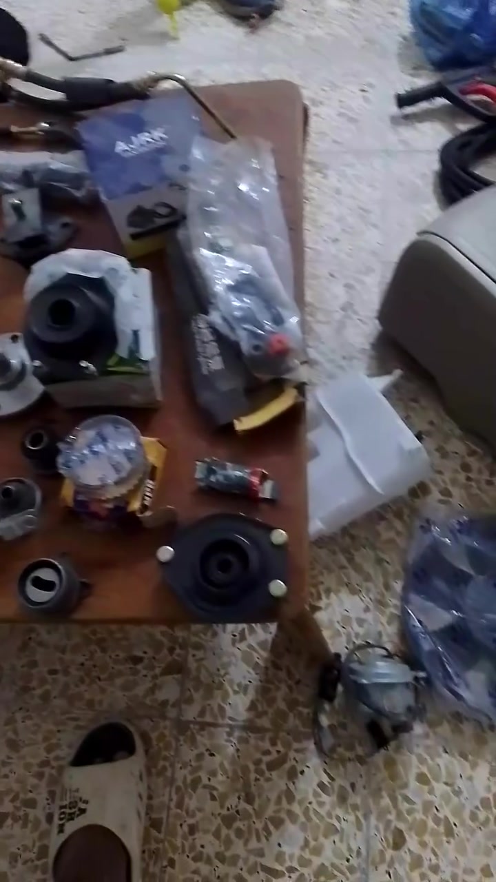سلام عليكم غراض مال كيه جنبي اج وان كلهن جديدات اليفيدنه *********** يخابر ويدلل
