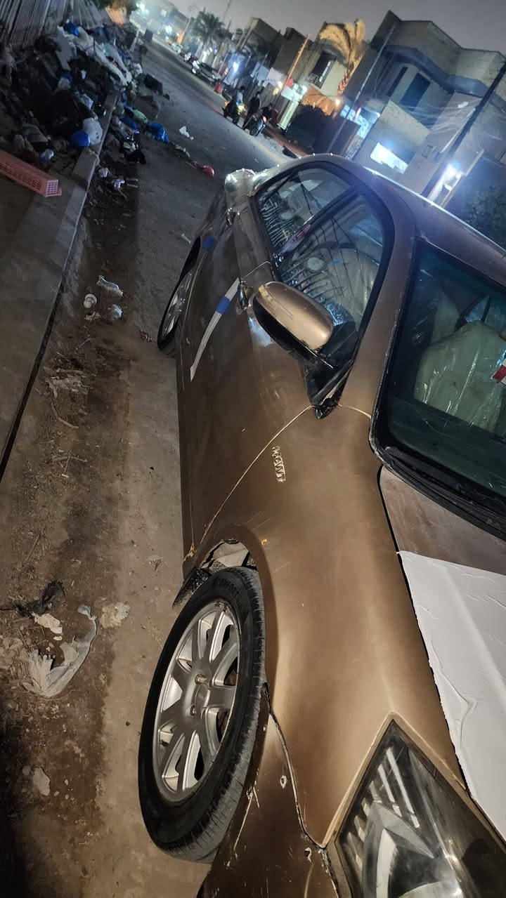 للبيع جلي موبل 
سياره حلوه مرتبه دواخل حلوه لاتنقيص لا تبخير كهربايئيات شغاله بيه بس ضاغطه بيه صوت سعر 30 قفل ترهم مراوس حسب القناعه ***********
