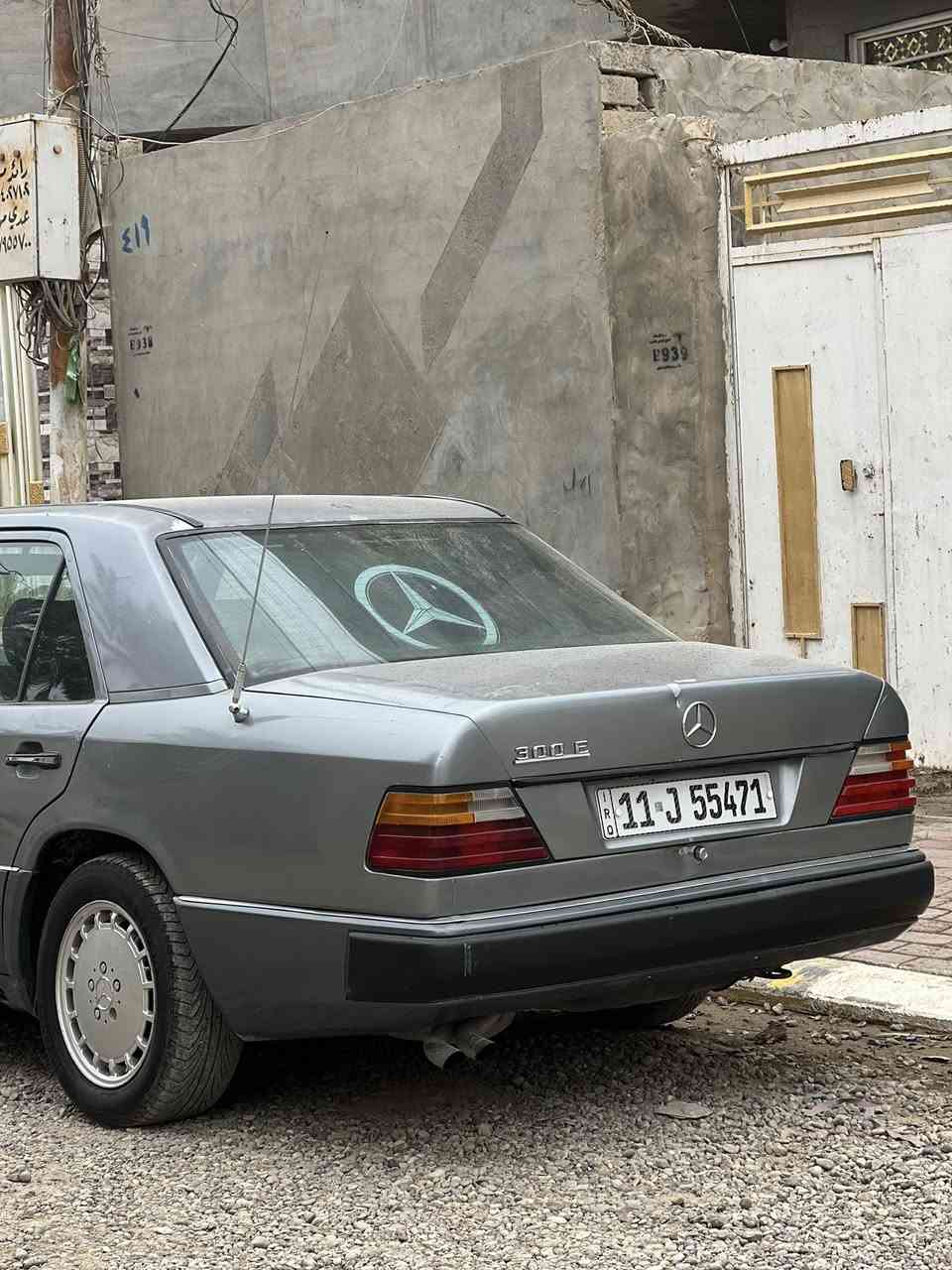 مرسيدس دب موديل 1988 محرك بلادي عنكبوت سياره صفاحه حلوه داخله حلو عايزه ترتيب رقم بغداد الدولي بسمنه صدره جاهز مبدل جديد مكاني سامراء بسعر53 ورقه لل استفسار اتصل وتدلل ***********
