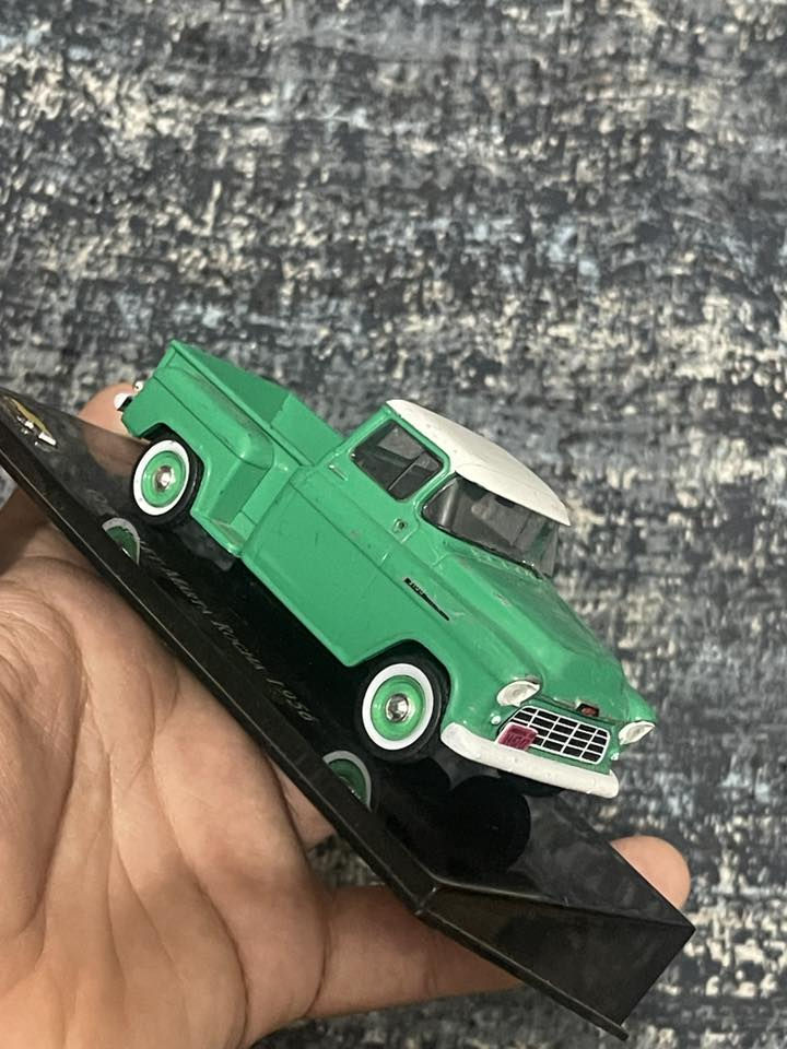 مصغرات للبيع
كل قطعة وسعرها 
مكاني بغداد 
***********
