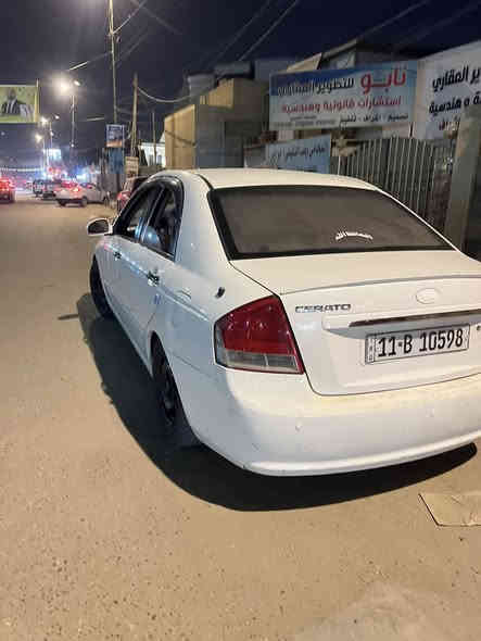 السلام عليكم 
كيا سيراتو موديل 2009 مكفوله من تبديل صبغ داير خلفي مال خياس وبارد بسيط رقم بغداد بسمي نكليزي هزه وسنويه كله جديد تخم تاير تبريد جاهزه سياره مكينه بيه بخار مكاني حله /***********سعرها 93
