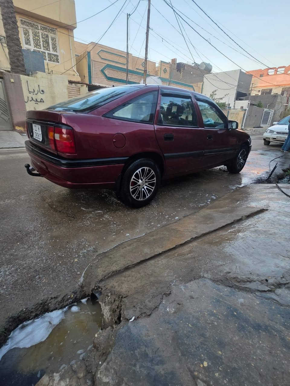 اوبل فكترا موديل 1993 مصبوغه عام جماليه بدون ضربه بسمي وارد خليجي تبريد غراضه كامله بس ميشتغل  صدر تخم تاير كله جديد جاهزه من كل النواحي شرط التحويل السياره في ديالى للاستفسار ***********
