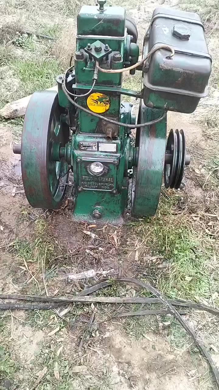 السلام عليكم ورحمة الله وبركاتة ماطور ابو القايش للبيع 16حصان كامل ملحقاته ***********
