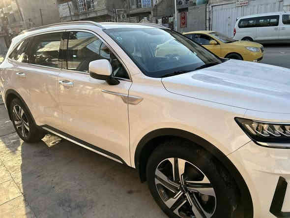 السلام عليكم
سورنتو موديل 2023 خليجي

 ماشيه 39الف وقابله للزياده

المواصفات

بصمه تشغيل

بصمه بيبان

تشغيل عن بعد جنطه كهرباء

كراسي كهرباء اماميه وخلفيه

سايد بريك بصمه

كير ماوس

شاحن لاسلكي للهواتف

كير 8 نمر

جي بي اس

شفتات ستيرن

تحكم استيرن فول

أربع انضمه قياده / ايكو / سمارت / سبورت /

نظام مانع انزلاق

نظام منحدرات

7 راكب

مكينه 6V/3500

3 قطع تبريد

كامره دواره

لد نهاري

لايت زينون 

المقاعد مخمل 

مثبت سرعه

السعر 300$

للتواصل***********
