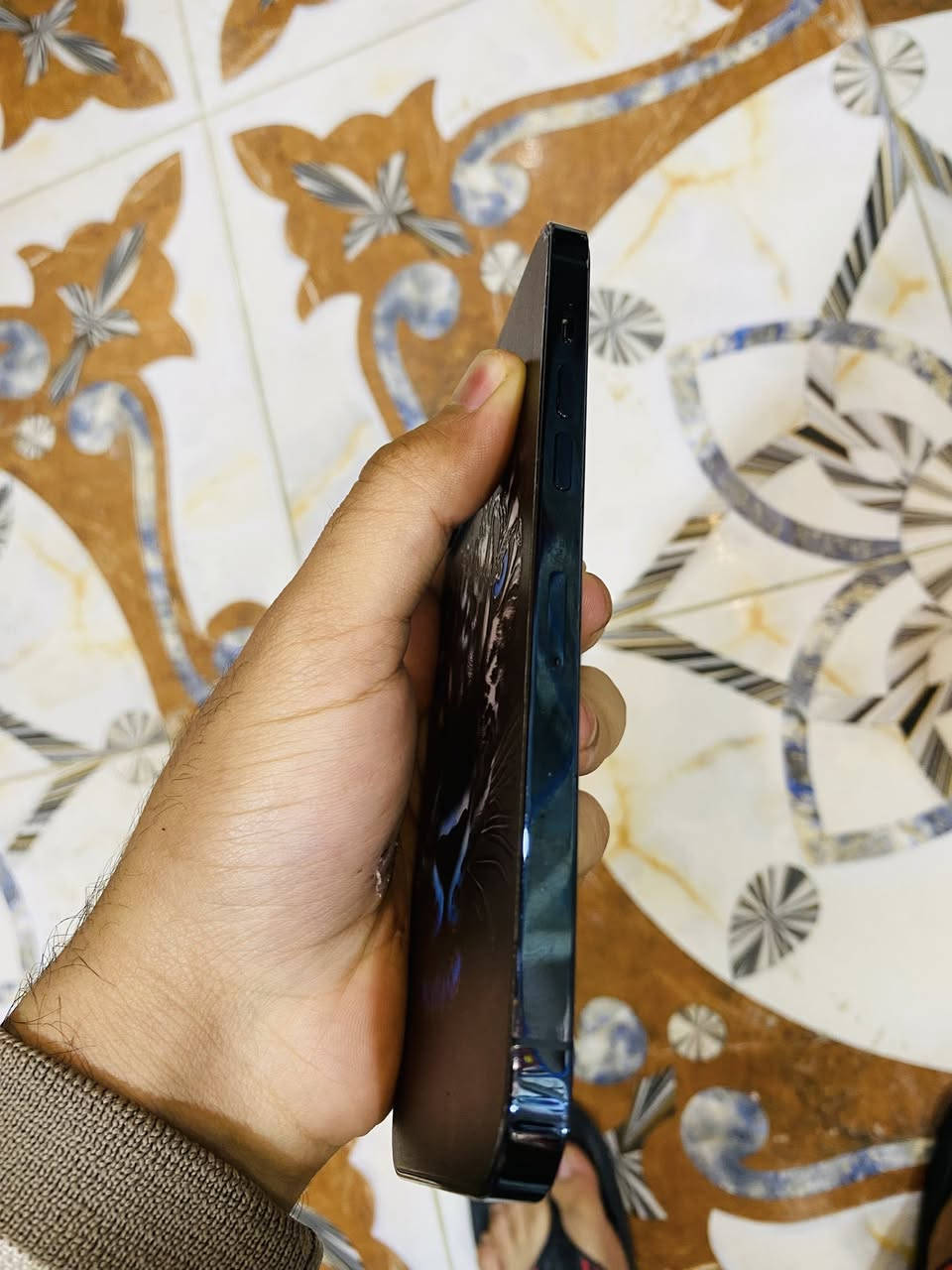 ايفون 12 برو ماكس شرق اوسط ماستر العربي جهاز مكفول مـטּ تصليح فقط طر بل ضهر ذاكره 265 بطاريه 78 بلاديه سعر 450 وبيه مجال العنوان البصره قضاء القرنه ***********
