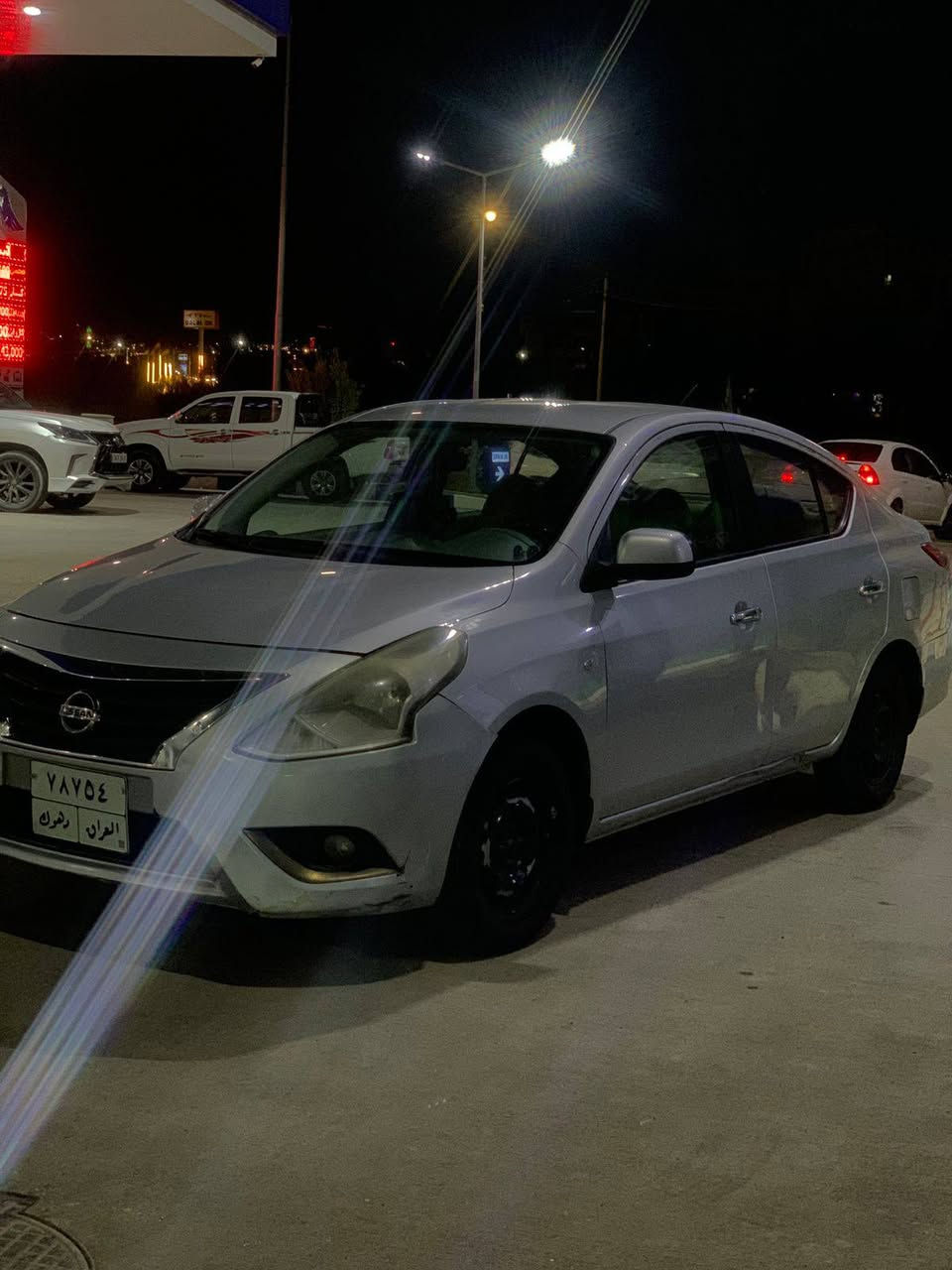 للبيع بسعر بلاش صني موديل 2020 خليجي صبغ بيها 3 قطع بدون دواخل محرك وكير بشرط تبريد ثلج سعر 89 ومجال حك جيا فقط وعليها غراما 4 اوراق تنزيل من حساب عنوان دهوك ☎️ للاستفسار *********** *********** زاخو, دهوك
