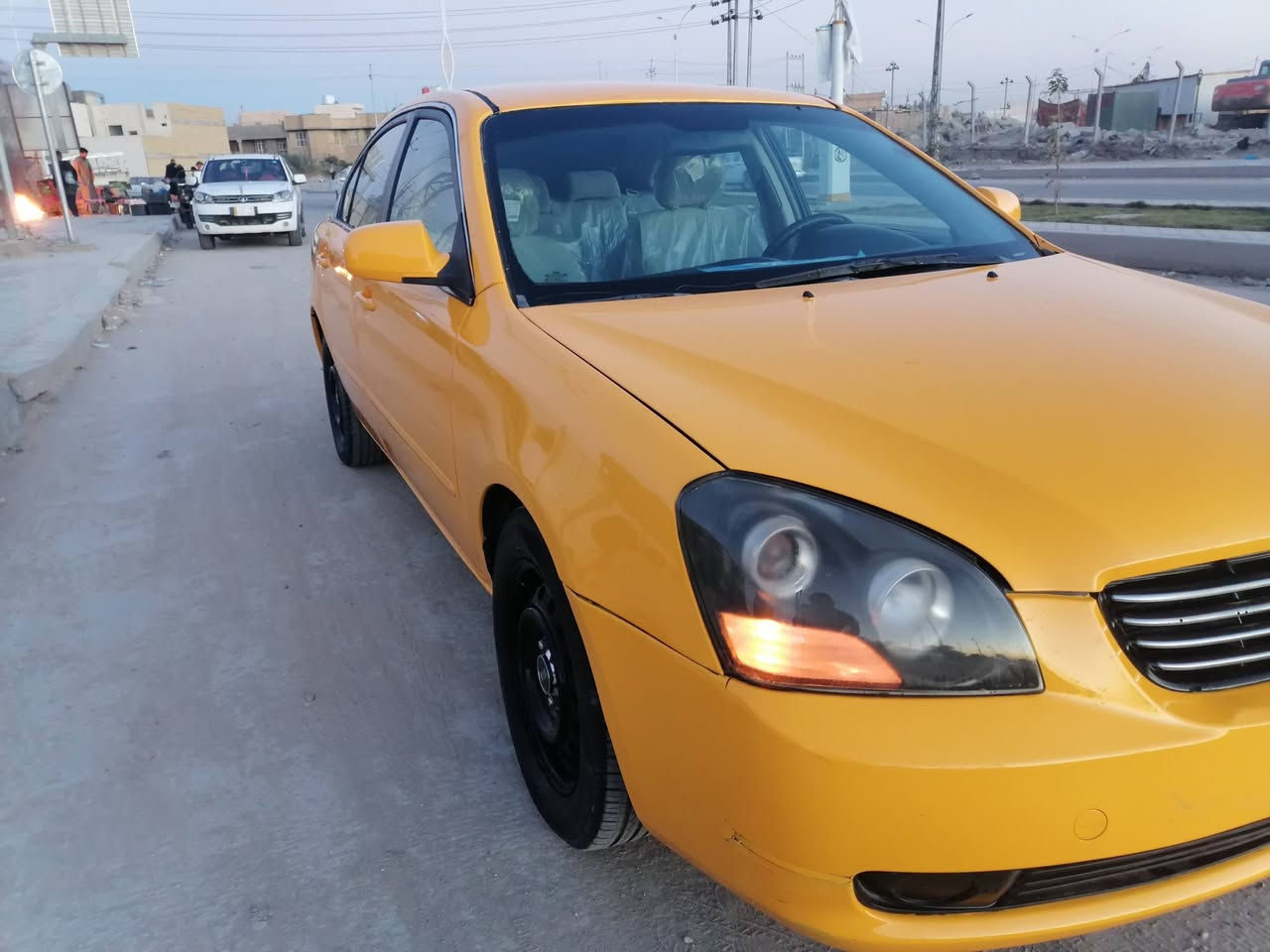 السلام عليكم. كيا أوبتيما 2008 وارد أمريكي رقم بابل بأسمي سنويه لل26  مصفره هيئه وغرامات محرك 2000 دوش جاهزه تبريد وحداديه وتخم تاير صبغه جديده مكفوله من الكص والعيب الشرعي. السعر 78.. مكاني الناصريه للأستفسار.. ***********
