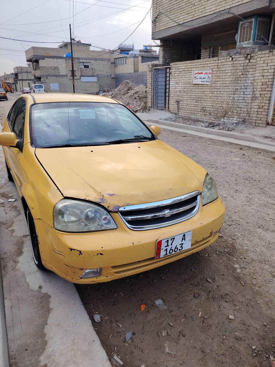 السلام عليكم
أوبترة ٢٠٠٧ كير عادي
مكينة كير خير من اللة
صدر بحاله جيده تبريد ثلج وتدفئه
   باتري جديد  لايت زنون
تخم تاير جديد
السعر ٤٥  بي مجال
***********
