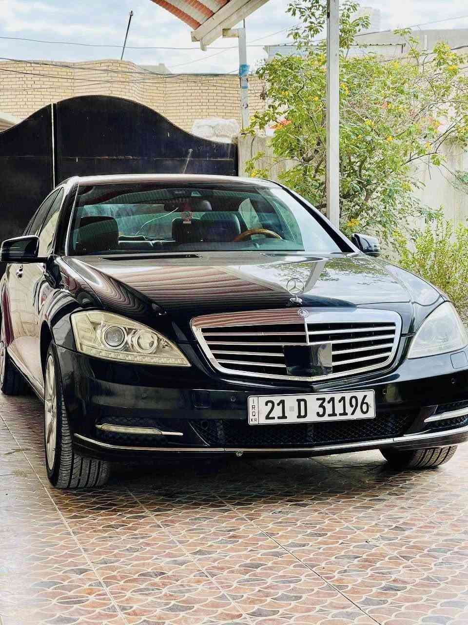 السلام عليكم
للبيع 
مارسدس 2011 اصل 350S
رقم شمالي الدولي فحص وهزه وسنويه كله جديد
السياره باب الطويل المرغوب 
محرك V6
ماشيه 180K
السياره كفاله 🫡
فول مواصفات 1/1
مكينه وكير وحداديه كله جديد السياره جهازه من كلشي 
مكاني بابل 
السعر 235 بي مجال 
رقمي ***********
