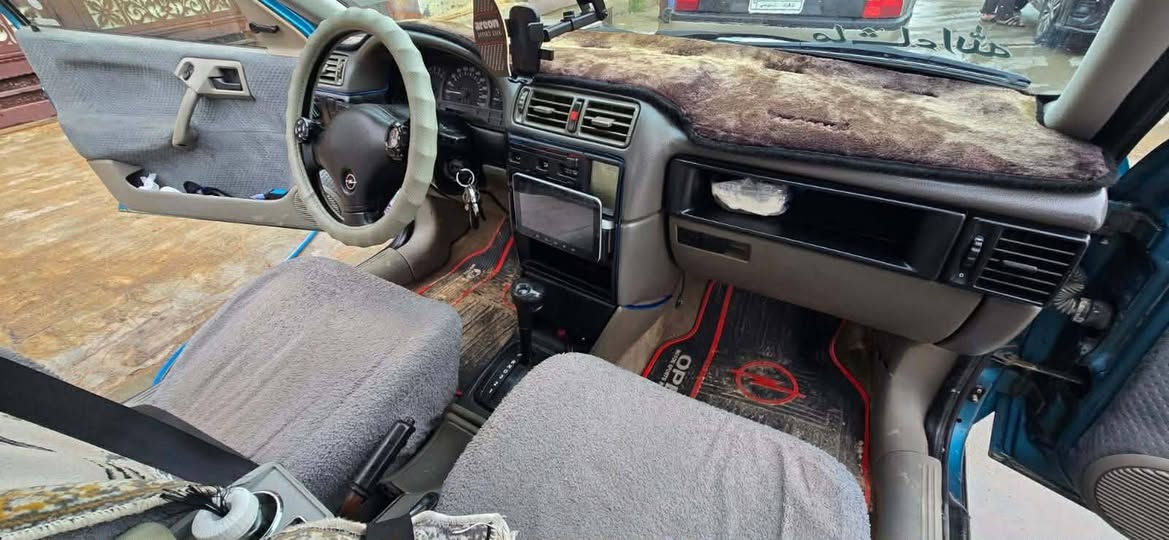 اوبل فكترا موديل 1992 مكينة 20 كير أوتوماتيك كير محرك شرط سقف سلايت كهربائي شاشة ايباد
صدر امامي خلفي جديد اربع تايرات جديد رقم كركوك دولي مسطرة كوبون بانزين شرط التحويل مكان السيارة كركوك سعرها 48 تواصل ***********
