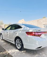 ازيرا ٢٠١٣ • محرك ٣٠٠٠ • رقم اربيل