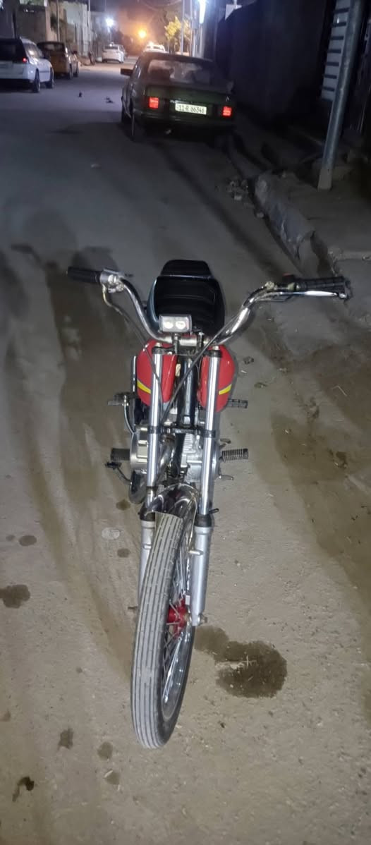 سلام عليكم درجه نامه للبيع صاله توه معمره برغي مافتوح سعر 600 وبيه مجال المو شراي لايدوخني رجان وهاذ رقمي ***********،
