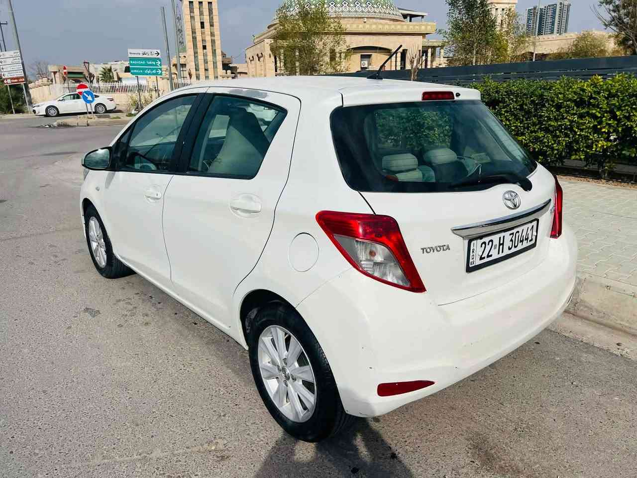 تؤيؤتايارس مؤديل 2012بؤفرؤشتن سه ياره كه زؤرخاوينه بى سبوغه به س چاملغى پيشه وه لاى سايه ق كه ميك تعديله سه ياره كه بيده عمه پشتو پيشى كه پسه كيرومه كينه و ته بريدو هه موى به شه رت ژينگه وسه نه وى تا 2030نوىيه نرخى 91كه ميك مه جال بؤزانيارى زياتر په يوه ندى بكه به ژماره *********** أربيل, العراق
