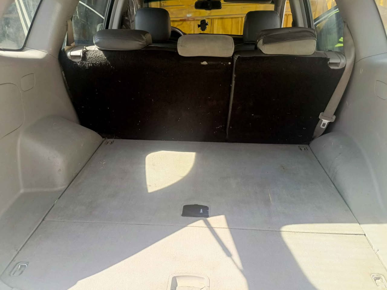 سنتافي 2008 محدث 12 معمرة مصبوغة عام السعر 130 وبيه مجال بغداد الاتصال *********** بغداد, العراق
