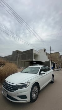 جيتا 2019 s للبيع  قطعه ونص صبغ بدون لغد بدون شاصي السيارة نظيفة وكامل...