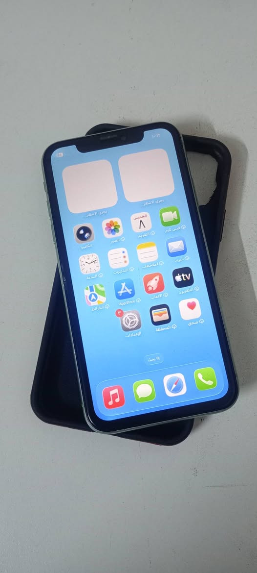 ايفون 11 عادي ابدل شاشه وبطارية الصليات فيس ايدي شغال الذاكره 128 الجهاز كله نضيف السعر 180 مكاني بغداد جرف النداف يم الشركه العمه لسيارات ***********
