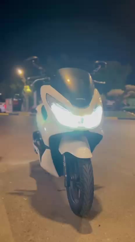 السلام عليكم PCX جيل الثاني موديل 2018دراجه ياباني دراجه خير من الله  مواصفات
(الدراجه مدفوع كمركها يعني اصولي شرط الترقيم) 

ستان كهربائي   

حساس ازدحام 

دفايه يدات 

حجم المحرك 150

1500000
مليون ونص وبيها مجال للشراي  

رقم  ***********
ممتواجد خاص 
عنوان ديالى بعقوبه 

رجاء المو شراي لايتعبني
