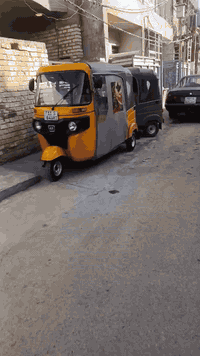 من رخصة الادمن. تكتك للبيع موديل ٢١ شهر التاسع رقم وسنويه الرقم انكليز...