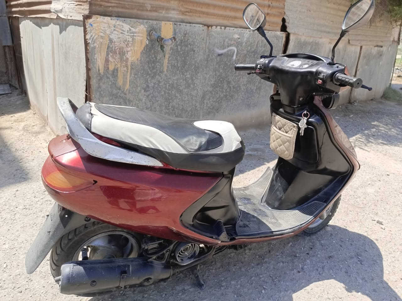 للبيع دراجه فراشه نضيف كله شغاله مابيه اي نقص محرك بلادي ما مفتوح سعر 350


**إذا كنت صاحب هذا الإعلان وتريد حذفه لأي سبب، رجاءا أرسل رسالة إلى الدعم الفني**