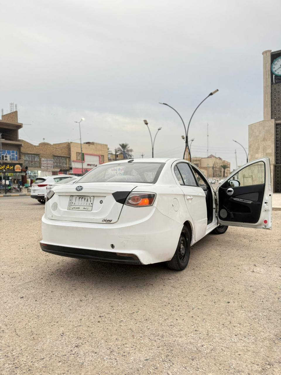 السلام عليكم فاو اولي موديل 2015 كفاله ضربه وتبديل ومكينه وكير بيها طخه جاملغ امامي جهه العبري وتعمير هلال واحد خلفي والباقي كفاله حداديه تخم تاير جديد تحويل سنوية لل30 هزه جديده بس رقم يتبدل إنكليزي السيارة جاهزه تدفئه تبريد السياره احلى من الصور مكانها واسط مركز مدينه *********** بي واتساب
