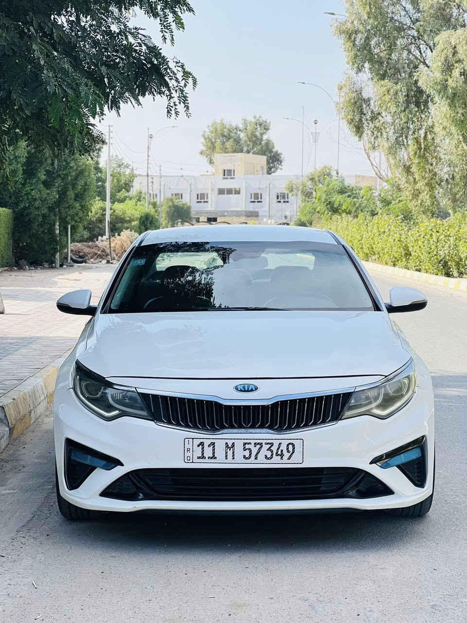 السلام عليكم
للبيع كيا ابتيما 2019 وارد امريكي رقم بغداد باسمي الرقم الجديد تحويل ثاني يوم حادثه بنيد مبدل نفس الون والجاملغ نفسه معمر 
حداديه تبريد كير محرك كله كارتون شرط الفحص تخم تاير ماشيه 90 الف 
مواصفات 
تحكم ستيرن 
شاشه جبيره
كامره دواره
دواخل لونين 
مثبت سرعه + تحديد مسار 
ثلاث وضعيات قياده 
حساسات خلفيه 
رادارات بلمري 
لايت زينون
وبعد بيه مواصفات 
لسياره احله من الصور جديده كلش 
المكان الناصريه شارع بغداد
السعر 142وبيه مجال 
للاستفسار اتصل  ع الرقم 
***********
