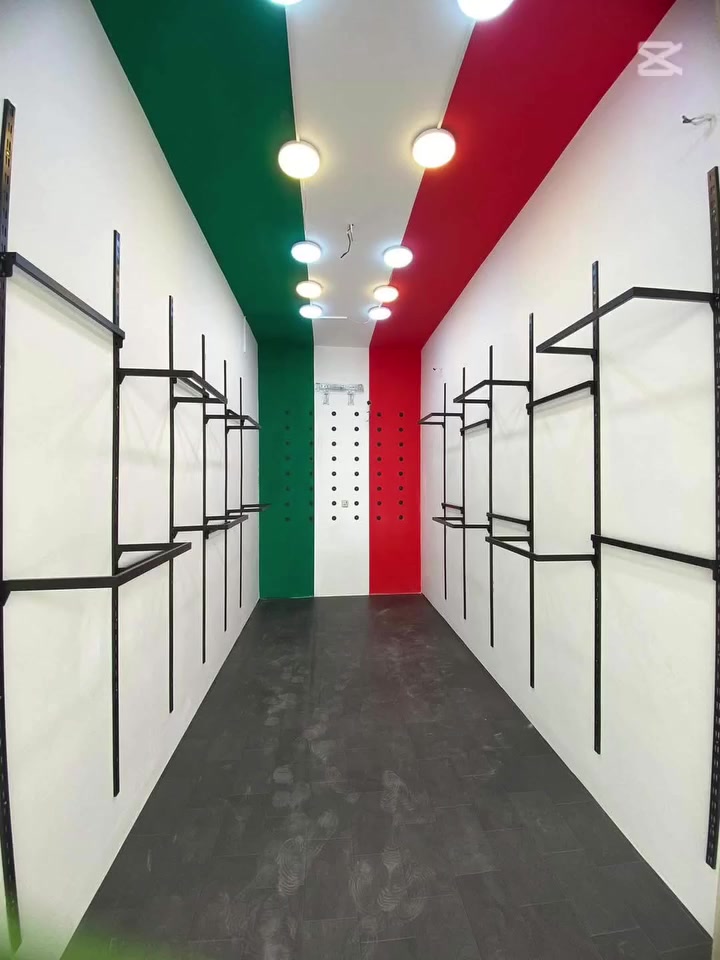 ✨ اللهم صلّ على محمد وآل محمد ✨
لدينا كل ما  ديكور المحلات:
ستاندات
مليكانات
تعاليق
رفوف
ديكورات متنوعة 🛍️🎀
✅ تنظيم وترتيب يبرز محلك ويجذب الزباين
📞 للتواصل: ***********
🚚 نوصل لكل محافظات العراق 🇮🇶
