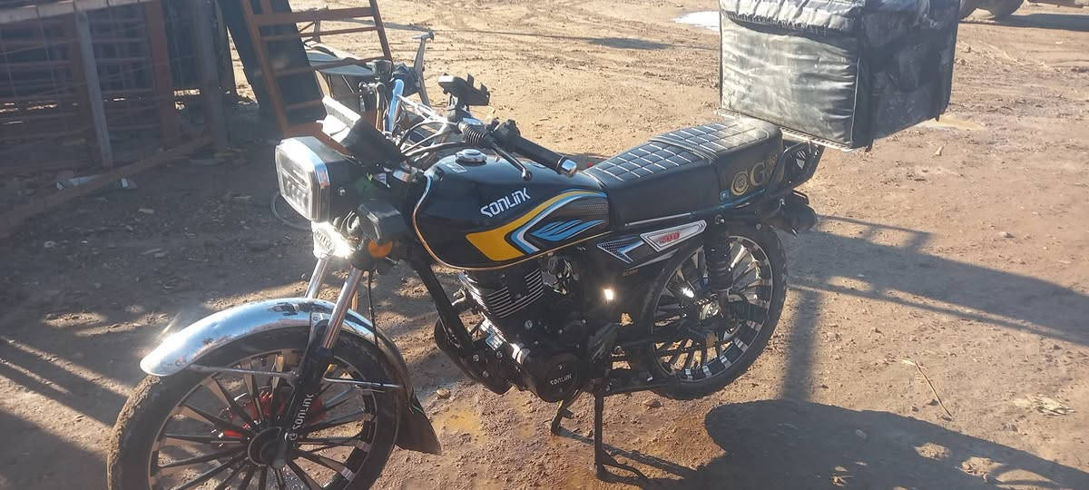 سونك للبيع مديل 25 مكفوله من كلشي العنوان النهروان السعر 750 رقم الهاتف ***********
