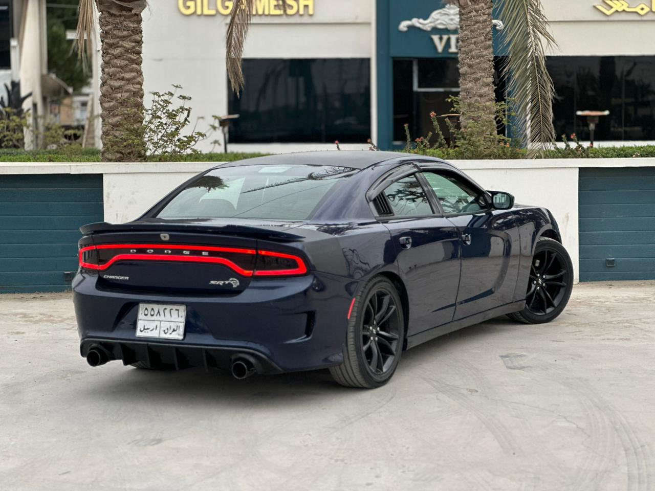 جارجر خليجي ١٧ قطعتين صبغ فقط
سياره ما مشتغله خط جديده ماشيه ٨٢ الف 
مواصفتها شاشه كبيره كامره دواره لايتات زنون تشغيل عن بعد سياره محدثه SRT ب كامل بدون ايرباك 
مكان سياره نجف الاشرف السعر ١٧٨ رقم تواصل ***********
