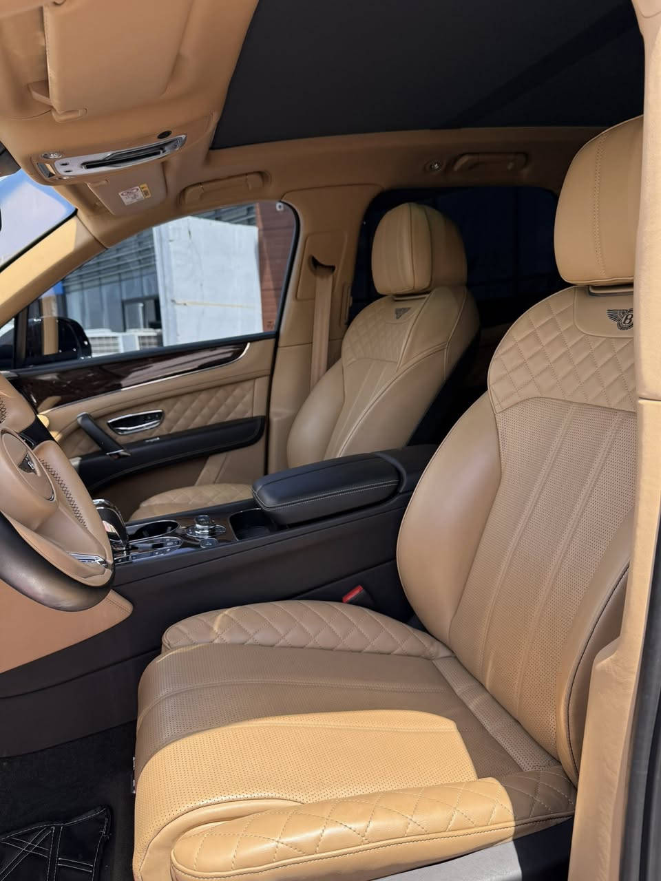 BENTLY BENTAYGA


**إذا كنت صاحب هذا الإعلان وتريد حذفه لأي سبب، رجاءا أرسل رسالة إلى الدعم الفني**