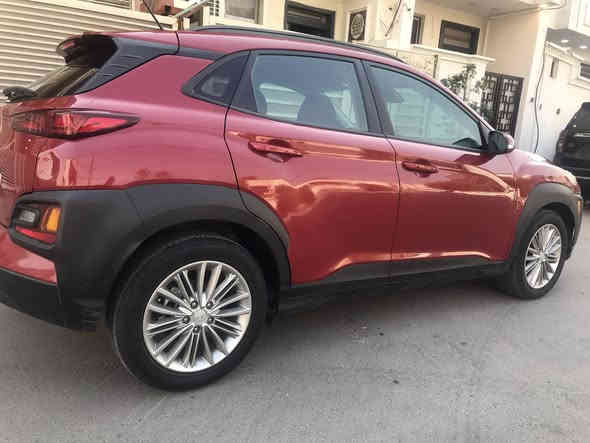 السلام عليكم عندي هاي كونه موديل 21 السياره جديده بمعنه السياره فول عده الفتحه مكينه 2000دوش ماشيه 22 بعدهه زيرو  ورقم اربيل مكان السياره بغداد حي القاهره بيع مستعجل 133 بيهه مجال للستفسار ***********
