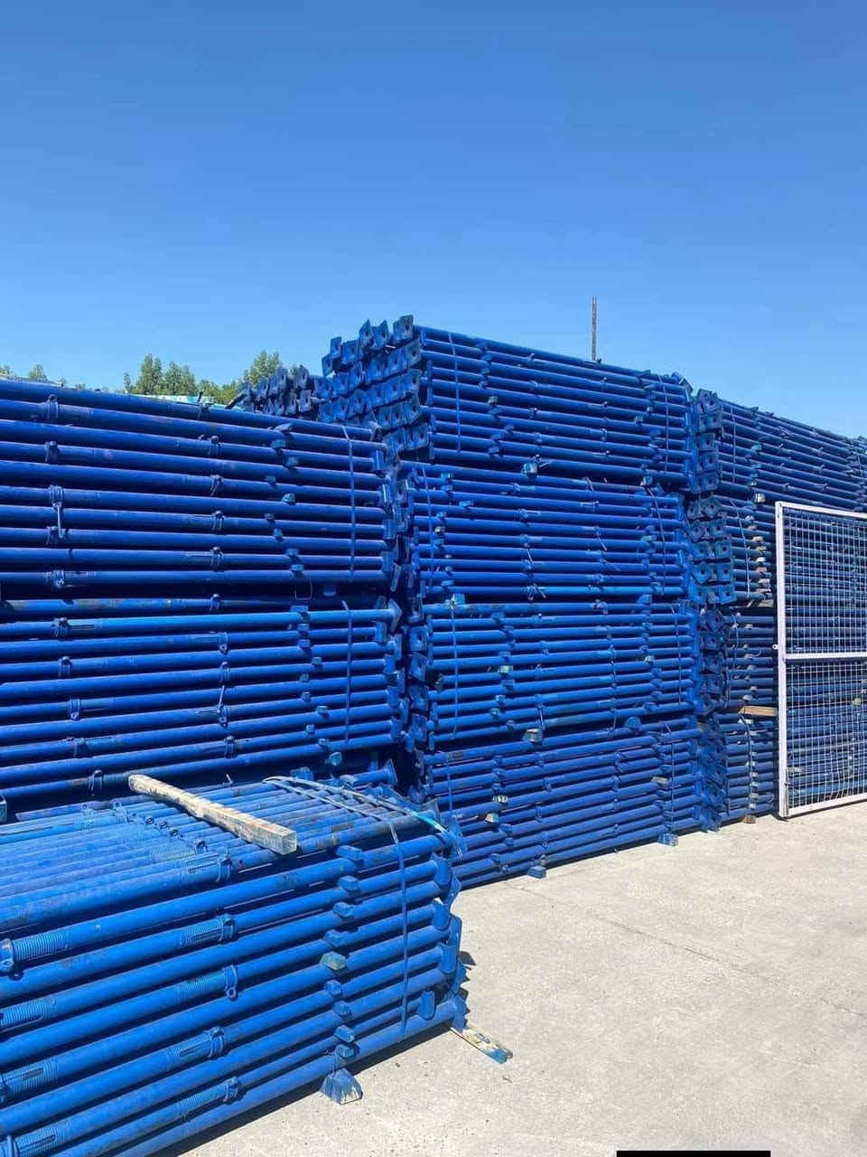 مكتب  حسين عبد شطب         مكتب كرار حسين عبد شطب           بيع وشراء وتأجير كافه معدات البناء والشركات والمجمعات السكنية
*********** *********** 
جكات قالب متوفر 3م4م5م6م   والجكات العفريت   
السكلات والسكلات التوالسكلات الكابلوك
والفخات العاديه والفخات الرباعيه والبولطات 60x60 50x40
والدنك الصب متوفر جميع القياسات من 3مترالى 4متر
50x25x60x25    60x30    50x30     40x30  4 متوفر دنك مدور قياس 80 3 م و4 م
والشطر الصب والقالب البتلو ٥متر 50x50x4040
***********
متوفر جميع القياسات  ويوجد خدمه توصيل كافة المحافظات *********** ***********
