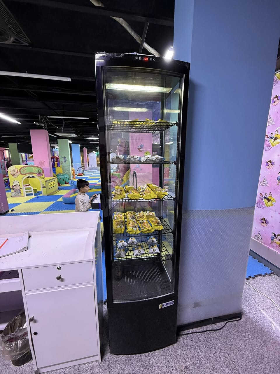 براد كهربائي عامودي استخدام جديد من شركة الزان مكاني بغداد الكرادة رقم الهاتف *********** 
***********
