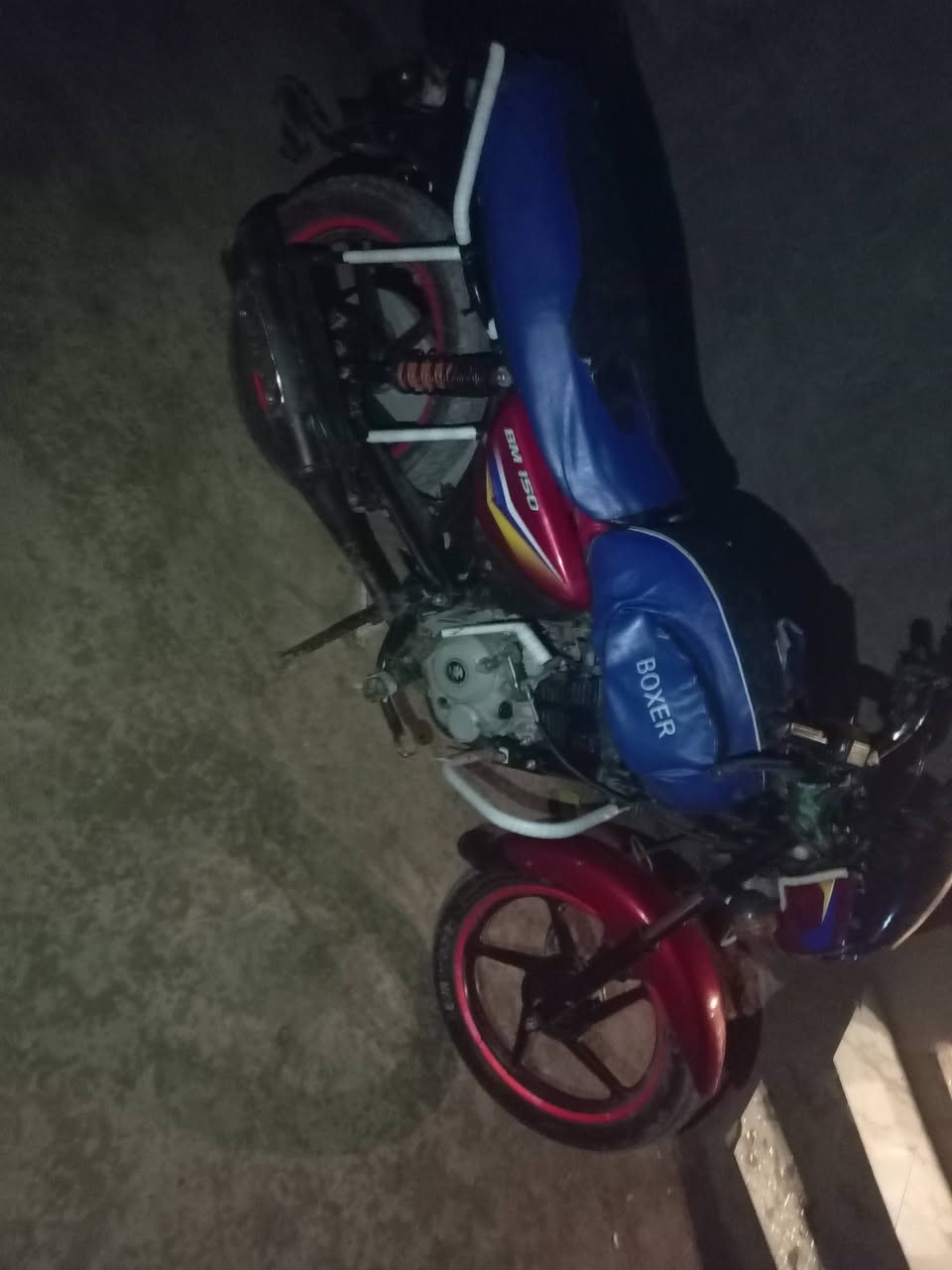 دراجه للبيع موديل 21 السعر خاص وتدلل مجفته فقط ***********
