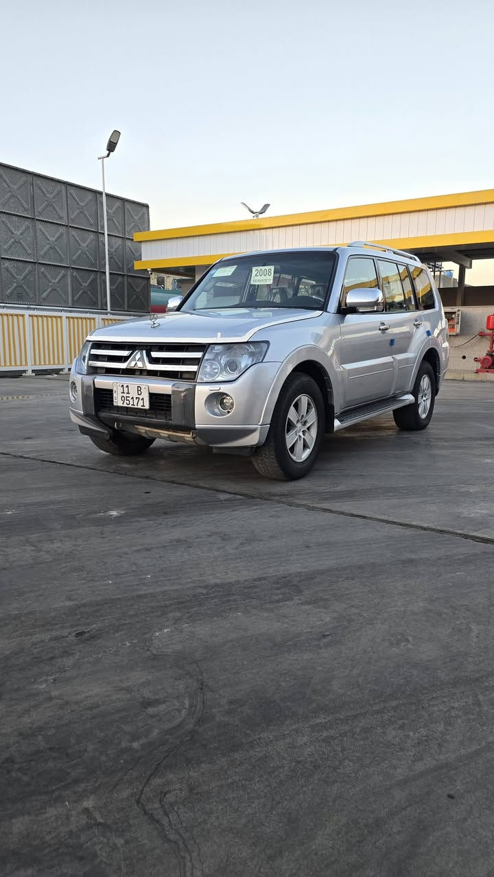 باجيرو حبتور2008  خليجي للبيع او مراوس رقم بغداد دولي 
فول موصفات فئه  GLS
١. فتحه سلايت 
٢. دمام خلفي
٣. كشنات جلد كهرباء 
٤. ويل كبير 
٥. مري شفط +مرايه نيكل + اشاير بلمري 
٦. يده نيكل 
٧. مكينه3500 /6
٩. ثلاجه داخليه 
١٠. داخل اسود ملكي
١١. ٧ راكب + ٣ قطع تبريد 
١٢. تحكمات ٣ جهات 
١٣. فورويل درايف
١٤. حساسات خلفيه 
١٥. سياره جديده 
 ٠١٦شاير ترحيب 
١٧بلوجكتر خلفي 
١٨. نظام مانع انزلاق 
 ١٩• ماشيه 150
٢٠• بلاجكتر زنون 
٢١• الايت زنون 
٢٢• كشنات تدفه تبريد 
 السعر120 وبيها مجال قليل للتواصل      ***********مكان السياره بغداد الشعب

