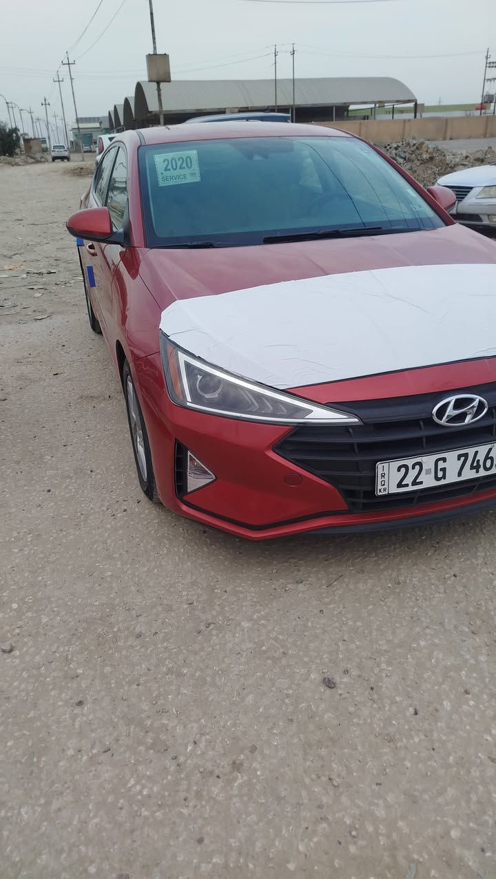 سلام عليكم النترا 2020 للبيع امريكي سياره ماشيه 95 مكاني بابل رقم اربيل تريد تحويل تريد وكاله سياره مكينه كير حداديه تبريد تخم تاير ويل كب كله جديد سياره جاهزه سياره حادثه بنيد 
وبيه قطعتين كلير بدون دواخل سعره 119 وبيه مجال بسيط 
للاستفسار اكثر تصال علرقم***********
