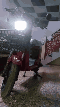 ماطور R9 للبيع
5 بطاريات دبل 
دبل امامي دسك وخلفي فحم
إشارات يمين ويسار 
تايرات جدد
السرعة 54
اضوية عالي وناصي 
حساس بريك امامي وخلفي 
پايدارت موجودين
عقل شرط
ملف شرط من اي عطل
كسر فقط اصبع تقريباً 
وقّافيات 2 صفحة وبالنص
حافظة موبايل وغراض
نظام ال P
نظام البگ عاطل ينرادلة فيوز
حساسات شغالة 
كهربائيات شغالة 
دبلات جدد امامي وخلفي 
سويجات 2
بصمات تشغيل عن بعد+ سرقة 2
شاحنة الأصلية 
شحن الماطور يطول 5 ساعات 
يمشيك مسافة 60 كيلو 
الماطور نضيف حيل 
السعر 390 وبي مجال للطيبين 
الرقم ***********
خاص مفتوح
