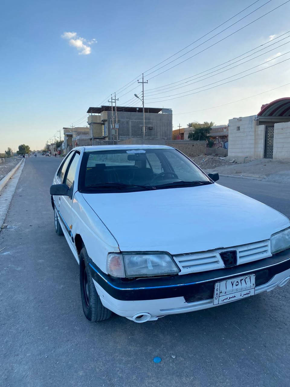 سلام عليكم بيجو.405موديل2010
سنويه ل28 السياره مكفوله من كلبه وضربه وتبديل تخم تاير مكينه وكير خير من الله وحداده وباتري جديد السياره كهربائيات ع وضع الشريكه سنتر لوك قفال كله شغال السياره جام ومسجل مضخم 4سماعت

مكان البصره  قضاء القرنه

السعر 23

***********
