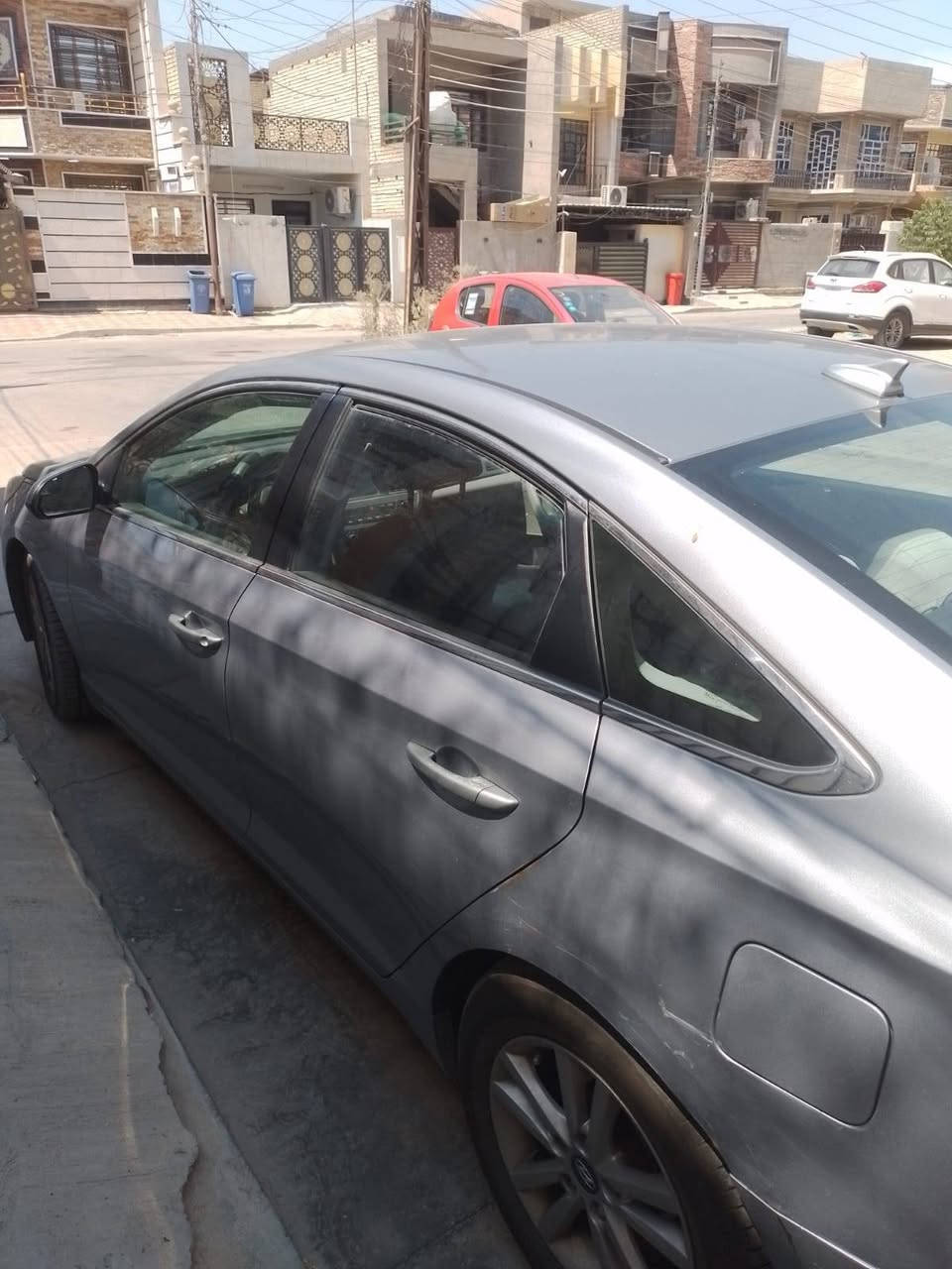 سياره سوناتا للبيع موديل 2016 بيه قطعتين محرك 2400 مكان بغداد الدوره الاستفسار ***********
