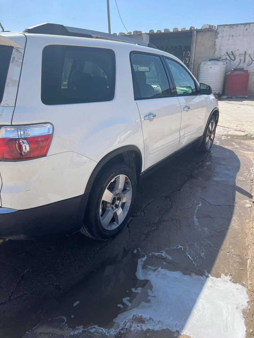 جمسي اكاديا 13 حاويه مكفوله
محرك وكير وتبريد وتدفئه مكفولات تايرات بالباكيت
رقم وسنويه اصلي  اربيل اطلع وين مايعجبك دك حاسبه العنوان البصره *********** السعر 65
