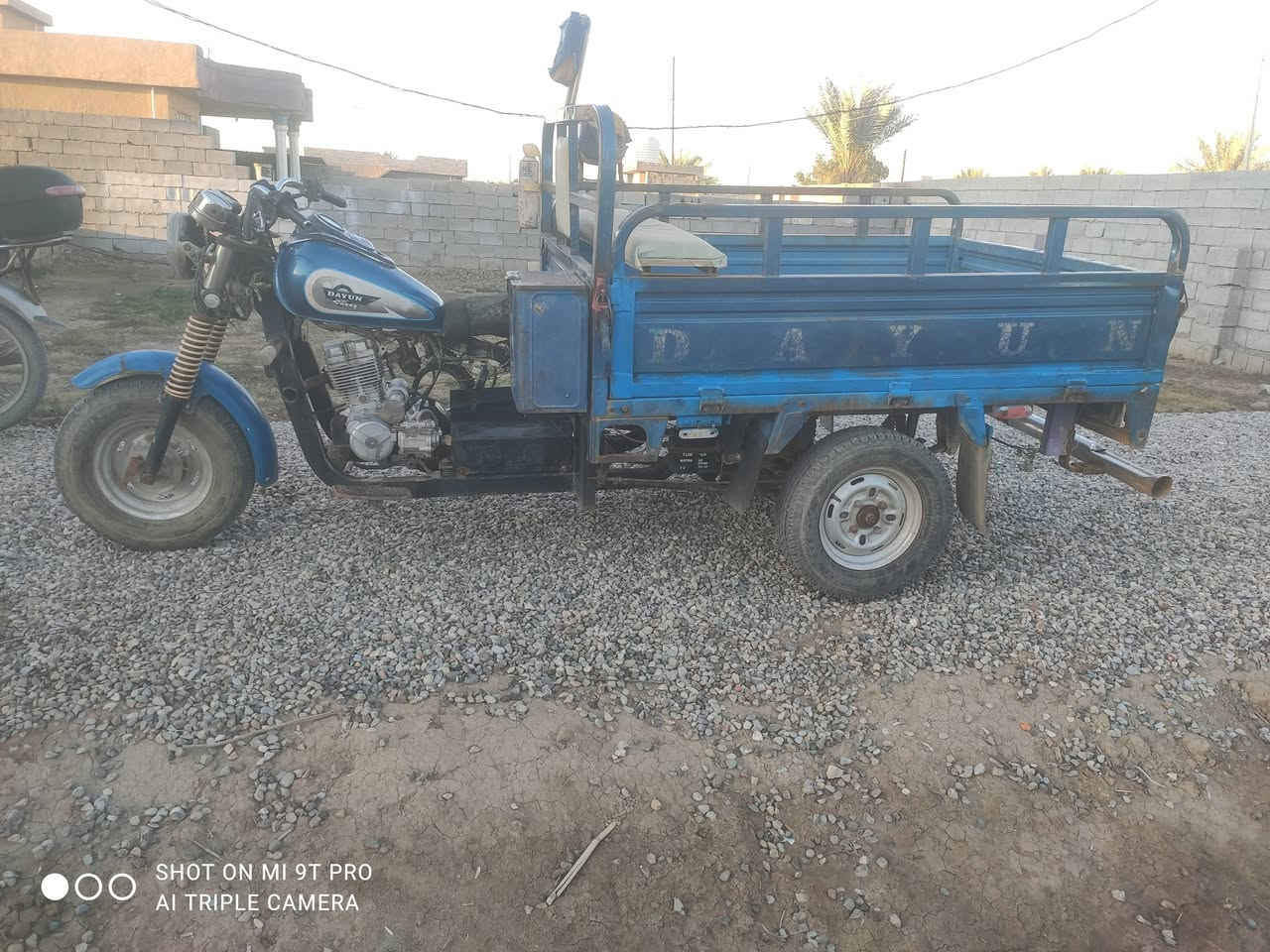 داي وان  2017 للبيع مكاني منطقه المعلمه قرب بسمايه. السعر 950 وبيه مجال ***********
