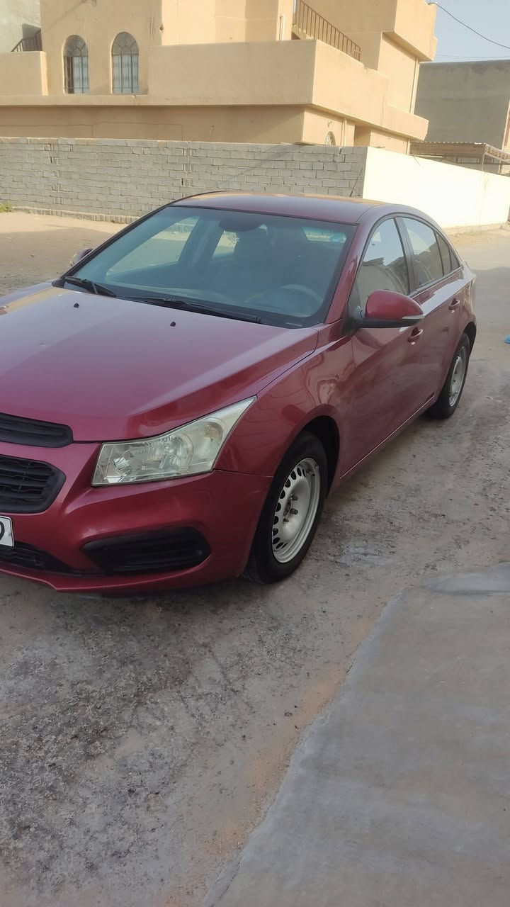 السلام و عليكم  شوفر كروز موديل 16 خليجي ماشيه 152 الف مواصفاته تحكم ستيرن جهتين مثبت سرعه بلوتوث كير اوتماتيك محرك 1800 المرغوب رقم اربيل الجديد للتواصل /*********** 
السعر 85 و بيه مجال 
عنوان السياره الانبار الفلوجه
