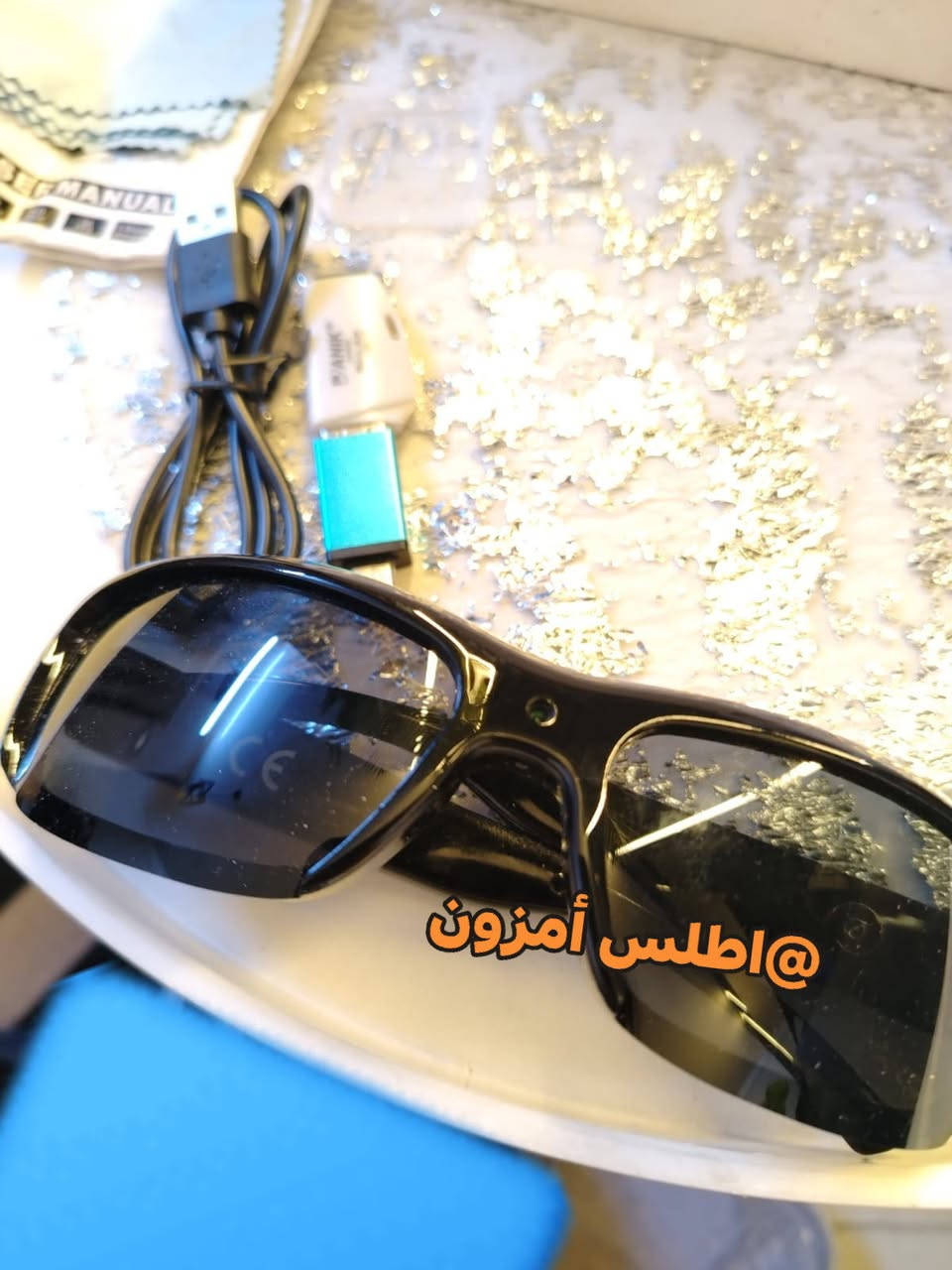 نظارة مزودة بكاميرا 
متوفر بسعر 38 الف
متوفر توصيل الى جميع محافظات العراق 5 الف 
🔷للحجز خاص ماسنجر او واتساب
🔷رقم الواتساب ***********
